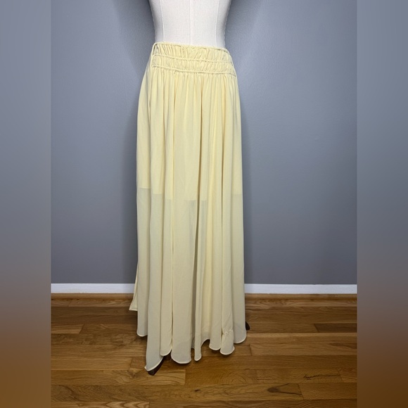 H&M Tunic and Skirt Set Yellow Butter - Picture 2 of 7